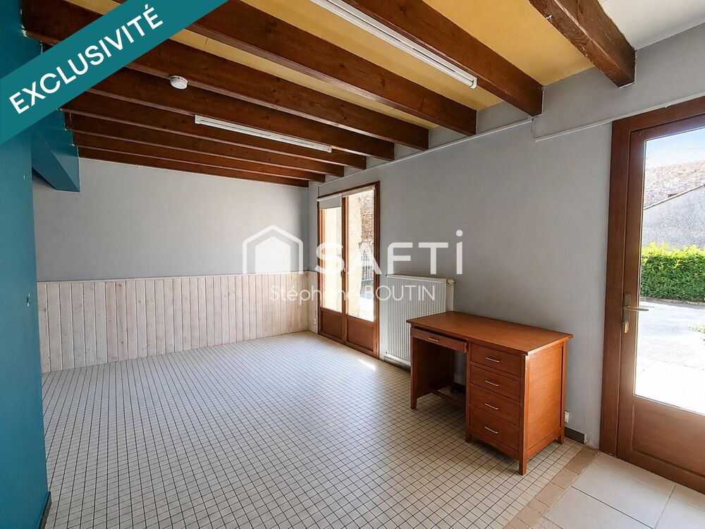 Vente Maison Maison familiale de 158 m² – 4 chambres – Garage – Centre-bourg de Sigournais Sigournais