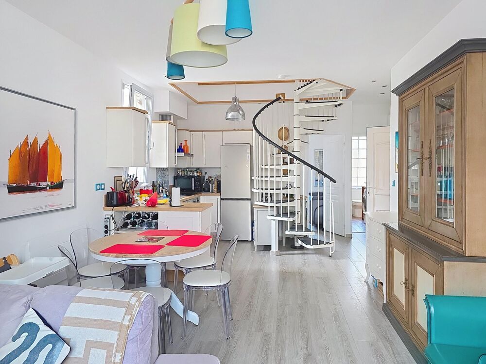 Appartement duplex en excellent état avec trois chambres quartier des grands hôtels