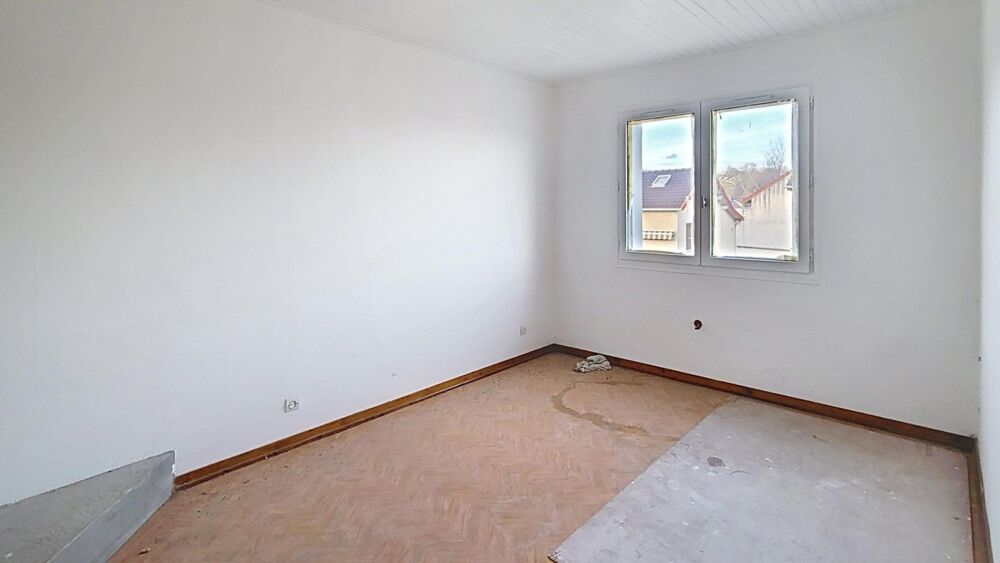 3-4 pièces en Duplex avec 2 parkings, au calme, proche centre ville
