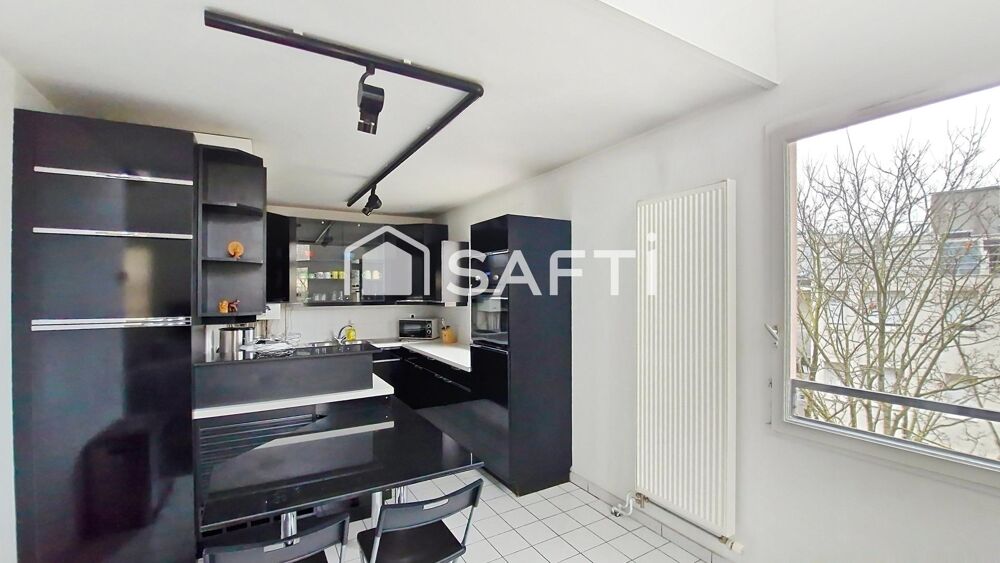 Vente Appartement Duplex aux derniers étages, à proximité de toutes les commodités Rosny-sous-bois