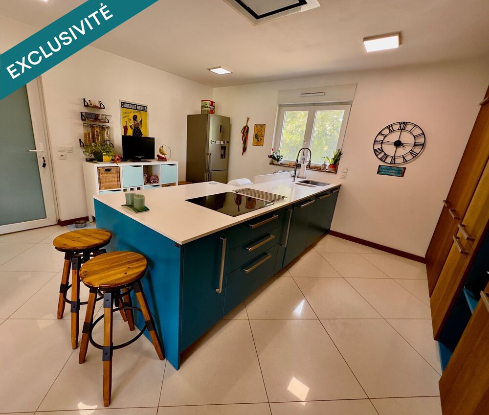 Maison familiale d'environ 180m2 avec terrain de 2500 m2 situé à Issé
