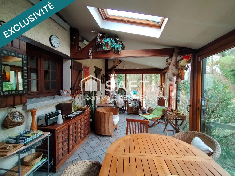 Maison familiale proche des commodités