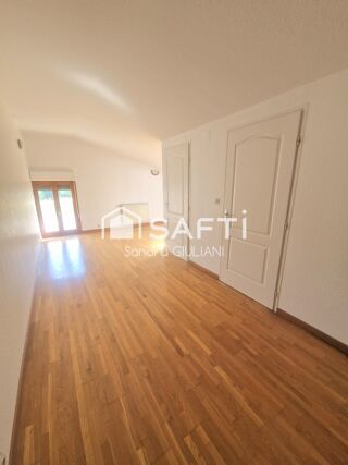  Maison à louer 7 pièces 178 m²