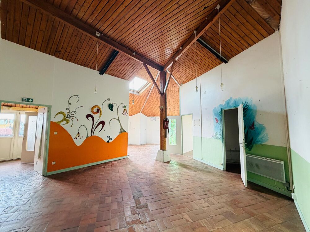 Vente Maison maison de 240 M2 de plain pied idéal pour créer un loft Minihy-treguier