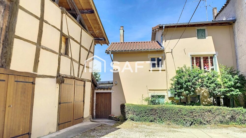 Maison avec dépendance au centre de Pont-de-Veyle