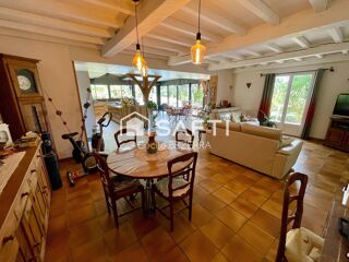  Maison � vendre 7 pi�ces 239 m�