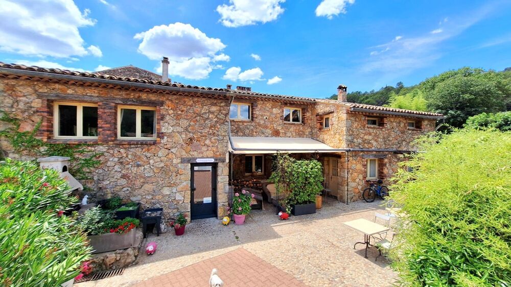 Vente Maison Authentique,bastide en pierres du XVIIIe siècle rénovée Taradeau