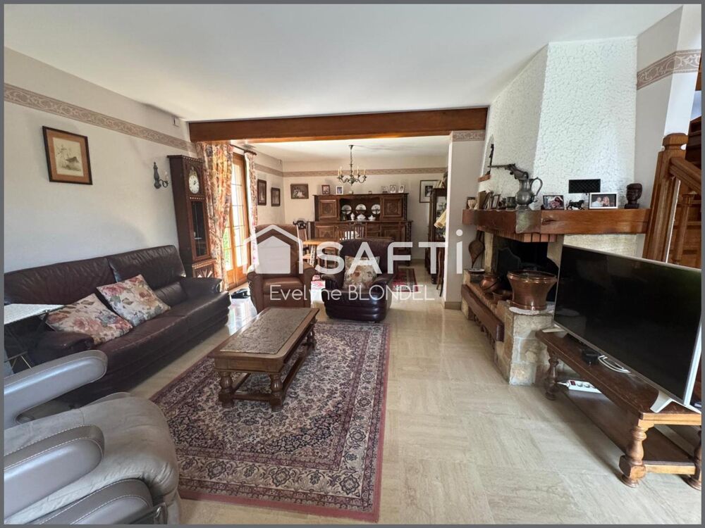 SPACIEUX PAVILLON SUR SOUS SOL TOTAL (4eme CHAMBRE POSSIBLE)