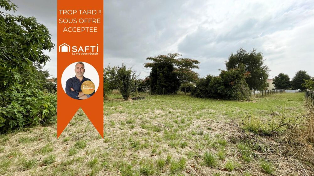 Vente Terrain Terrain constructible 1029 m² proche centre bourg Saint-michel-en-l'herm