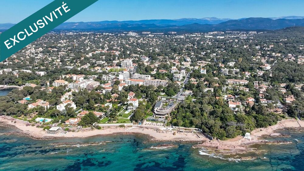 Dernier étage  Terrasse 50 m²  Vue mer & verdure  Boulouris