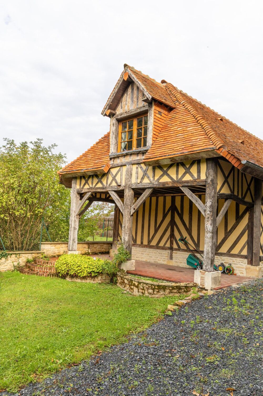 à vendre  Propriété/château Cambremer (14340)