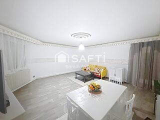  Immeuble � vendre 260 m�