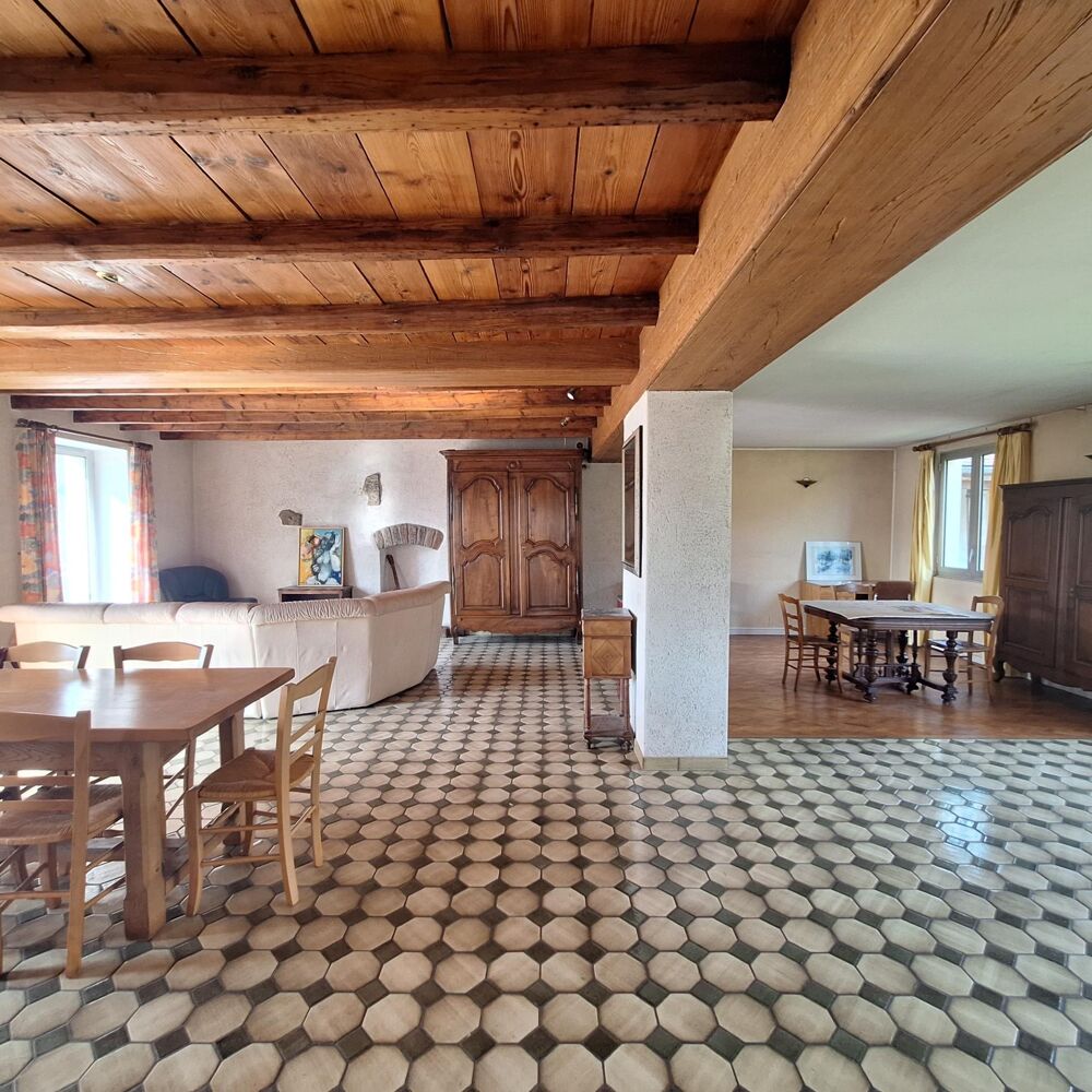 Vente Maison Ensemble immobiler avec maison , studios et très grand dépôt Le creusot
