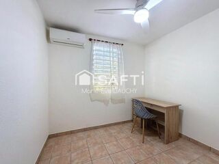  Appartement à louer 4 pièces 77 m²