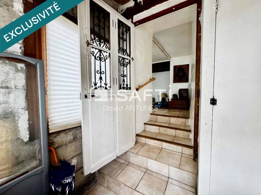 Maison avec une cour 110 m², 5 chambres