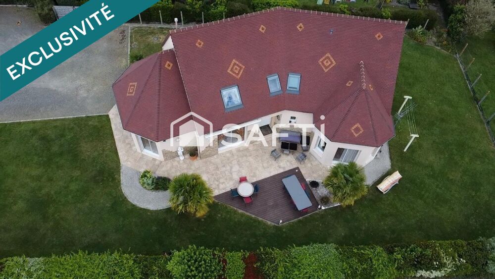 Benjamin Marcouiller vous propose : Pavillon 9 pièces.
