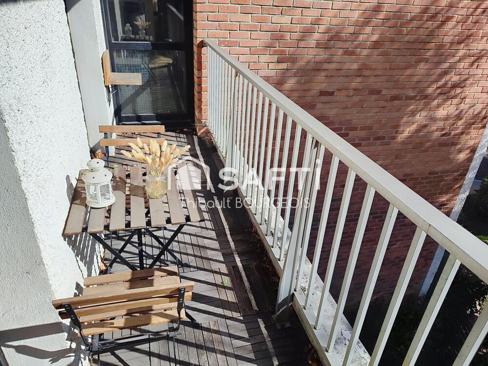 Vente Appartement Appartement 4 pièces avec balcons, ascenseur et parking – Gagny Centre Gagny