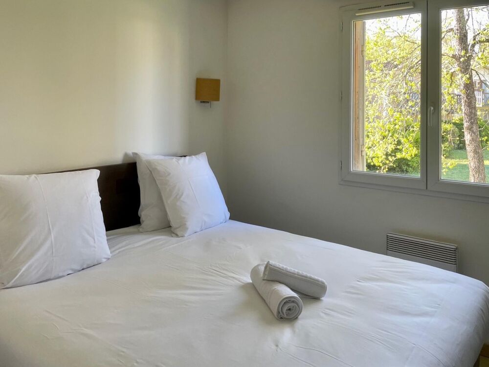 Bel Appartement Duplex à vendre Proche Nérac (10 min) - Résidence de Vacances avec Piscines, Tennis, Golf