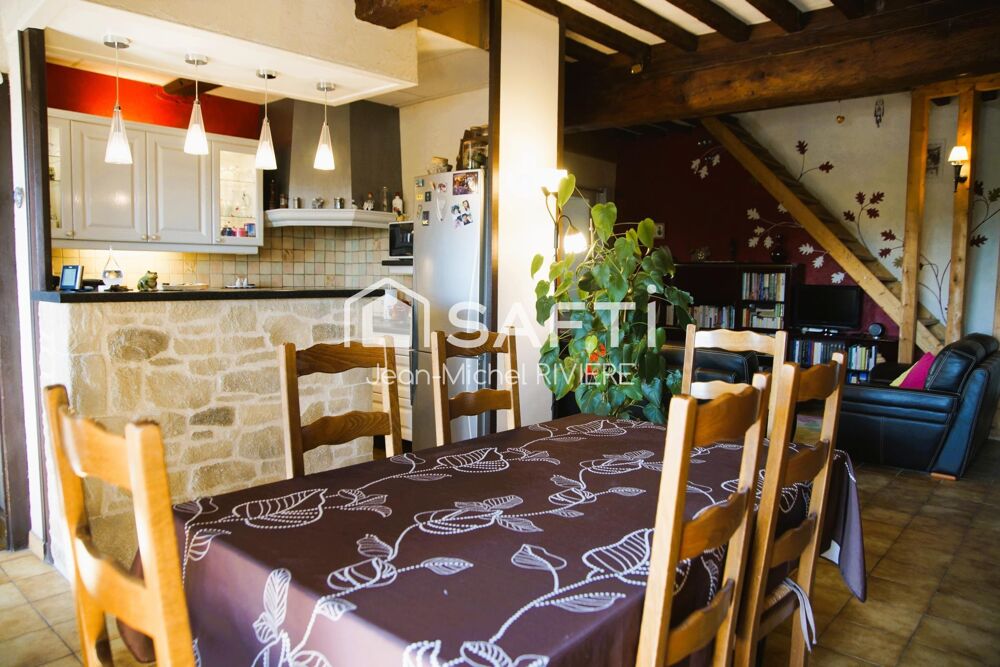 Vente Maison Implantée sur la commune de Taluyers, je vous invite à venir découvrir cette ferme en pierre de 157 m2 habitable et ses 300 m2 d Taluyers