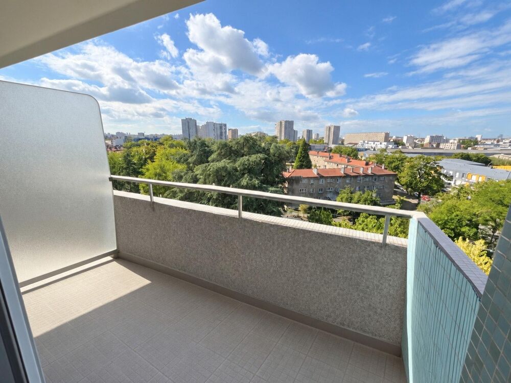 Vente Appartement AUBERVILLIERS-4PIECES 79M2 BALCON,CAVE ET PARKING Aubervilliers