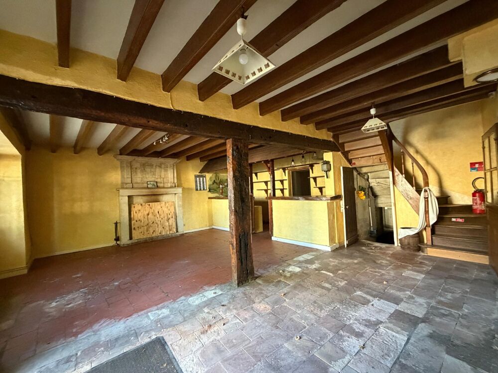 Ancien restaurant emblématique à réinventer en maison familiale  Ingrandes