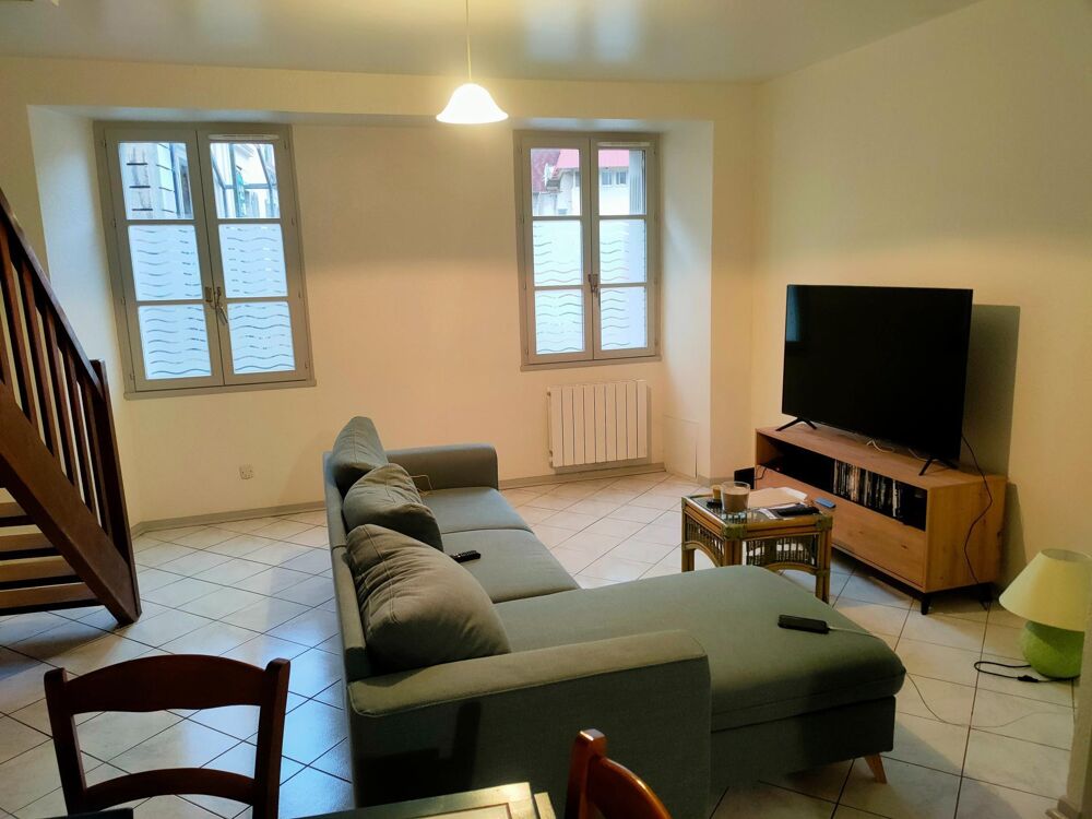 Vente Appartement Joli appartement r�nov� 2 chambres au rez de chauss�e SALINS LES BAINS JURA Salins-les-bains