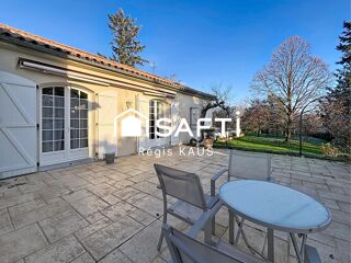 Maison à vendre 10 pièces 240 m²