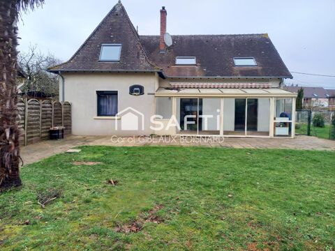   Pavillon familial 6 chambres avec garage et beau terrain arbor� Maison - 7 pi�ce(s) - 171 m�
