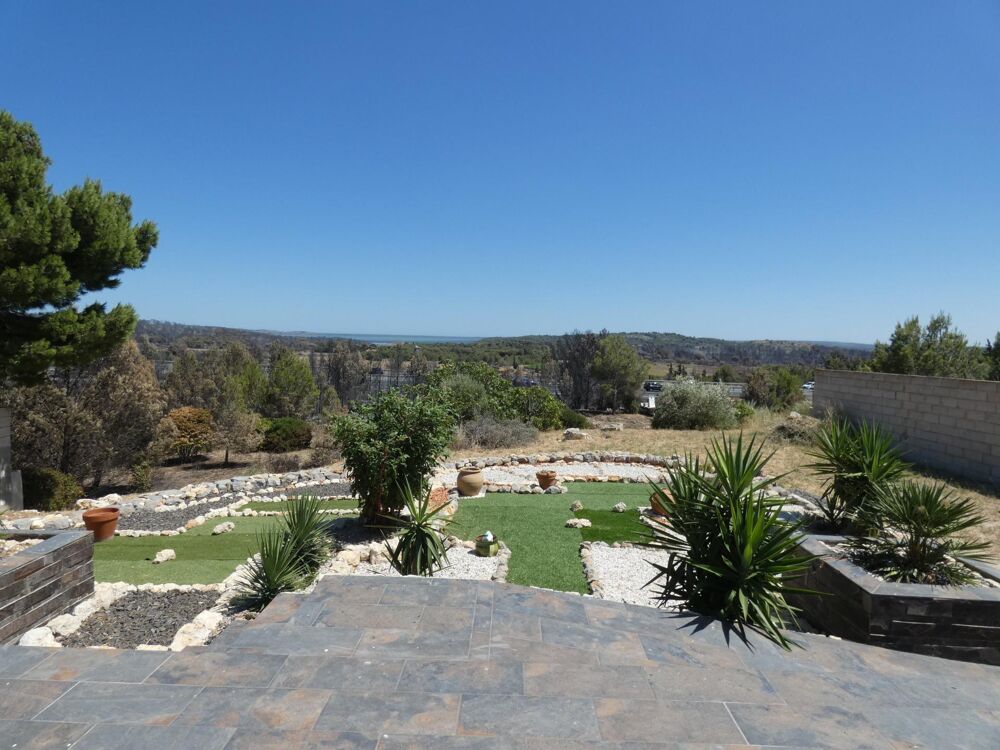 Vente Maison Villa plain pied 4 faces de 134m² sur terrain paysagé de 1470m² Bages