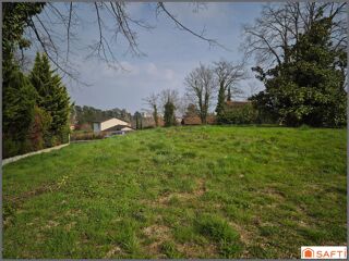  Terrain à vendre 985 m²