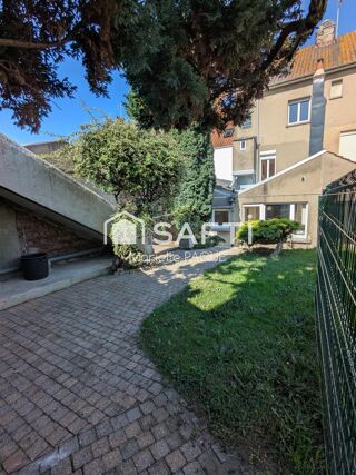  Maison  vendre 6 pices 145 m