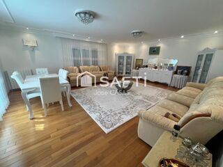  Maison à vendre 8 pièces 260 m²