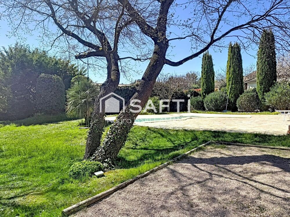 Jolie villa de plain pied 190 m2 + 2 appartements T2 indépendants