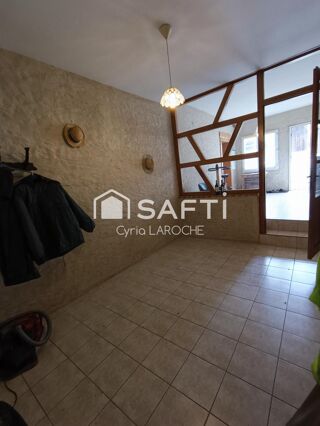  Maison � vendre 9 pi�ces 309 m�