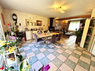  Maison � vendre 7 pi�ces 180 m�