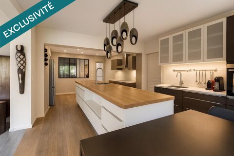   Maison de plain-pied 325 m� � Fargues-Saint-Hilaire Maison - 8 pi�ce(s) - 325 m�