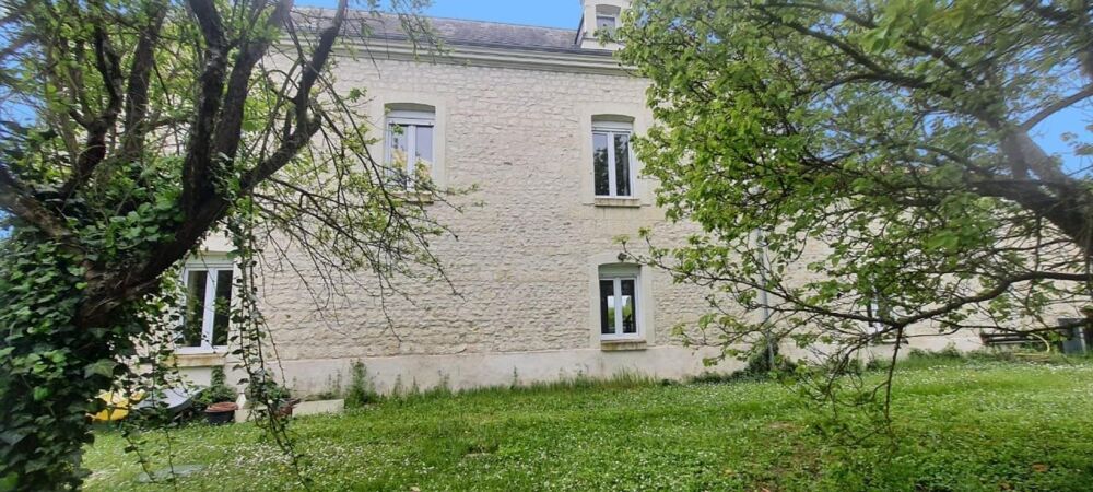 Vente Maison Maison de caractère + grange +piscine+ préau de 66m2 chauffé Chatellerault
