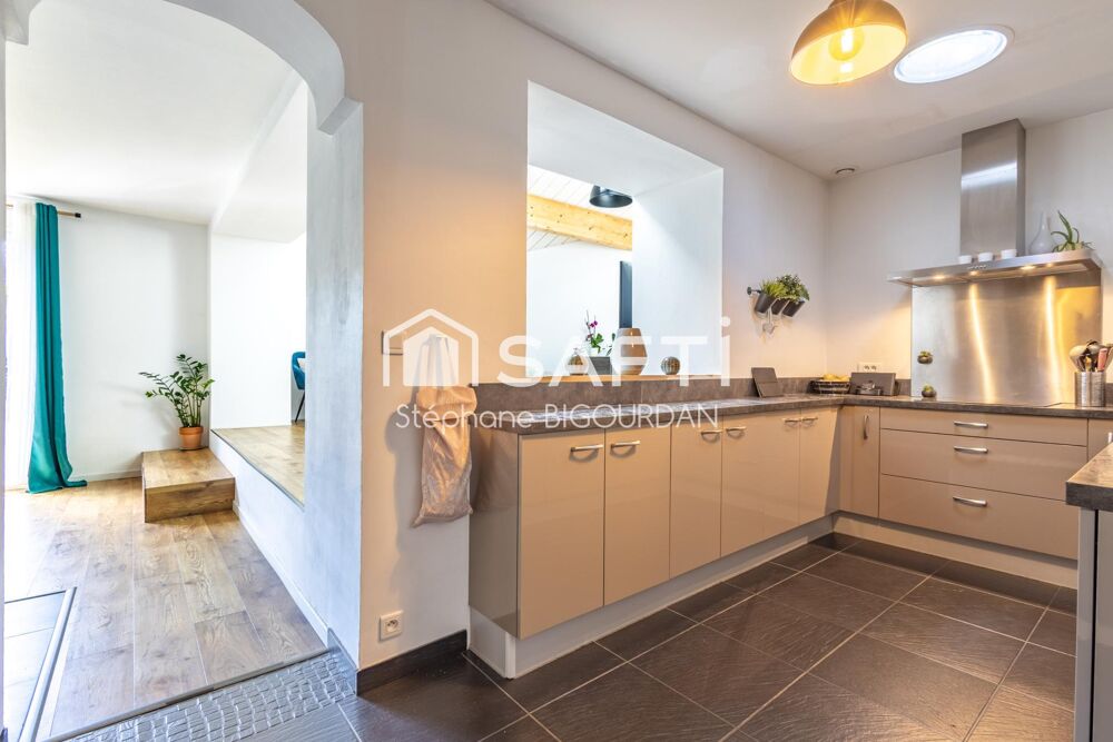 � vendre  Maison �cole-Valentin (25480)