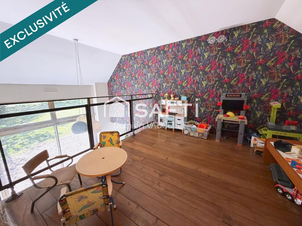 Exclusivité  Maison de caractère en pierre au coeur de la campagne