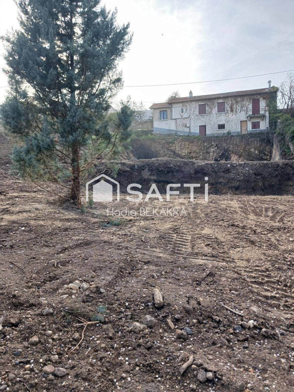 Vente Terrain Terrain constructible 530 m² – Rive-de-Gier centre– 110 000 € Rive-de-gier
