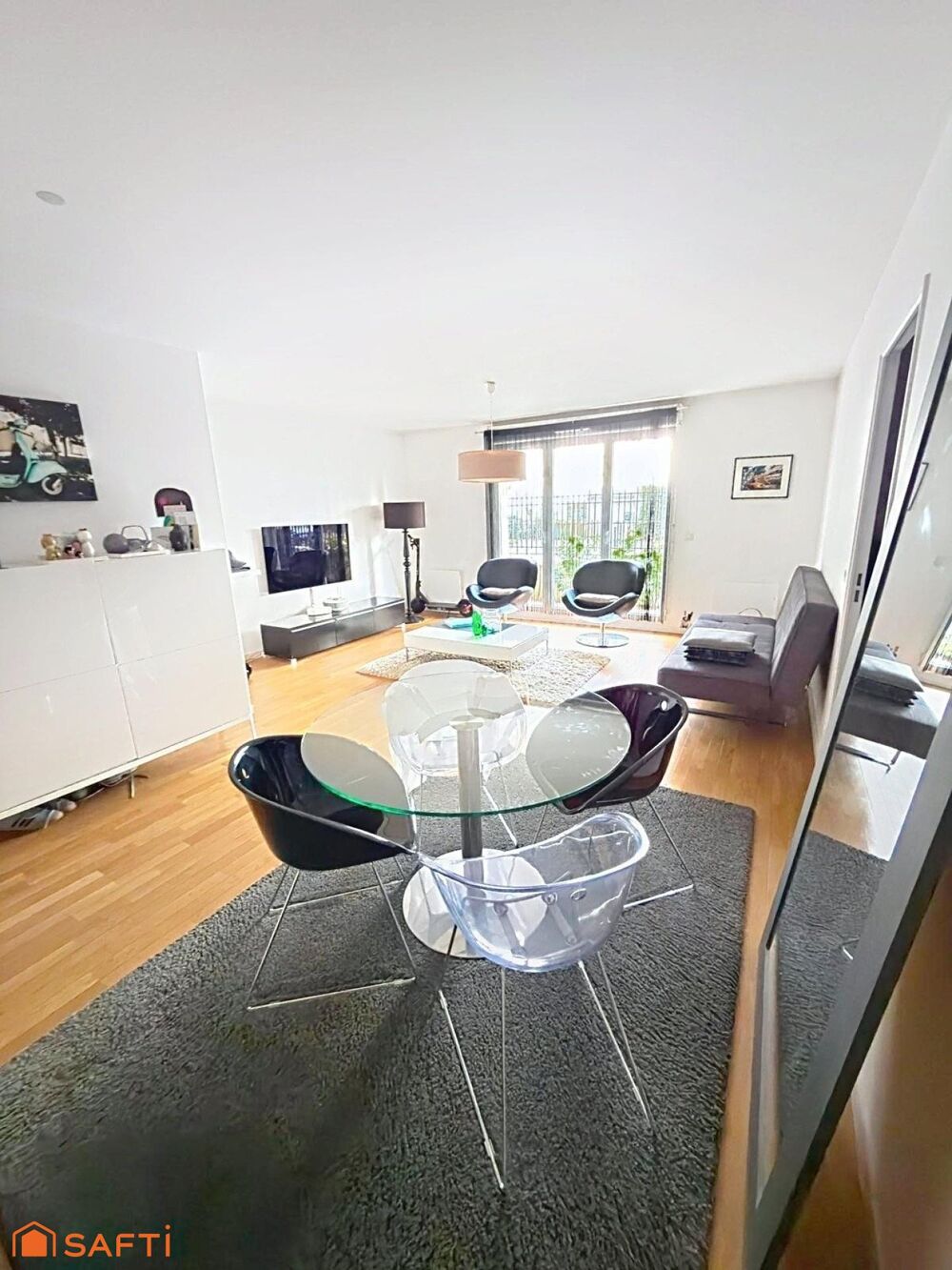 Très bel appartement familial, alliant calme et confort.