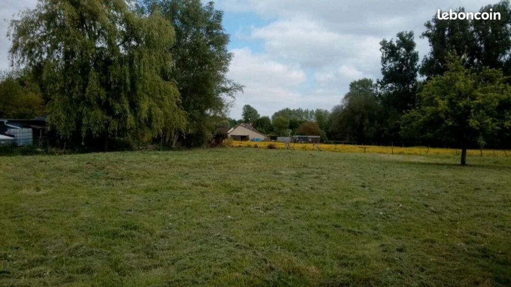 Vente Terrain Terrain 1 278 m2, 600 m2 constructible situé à YZEUX. Yzeux