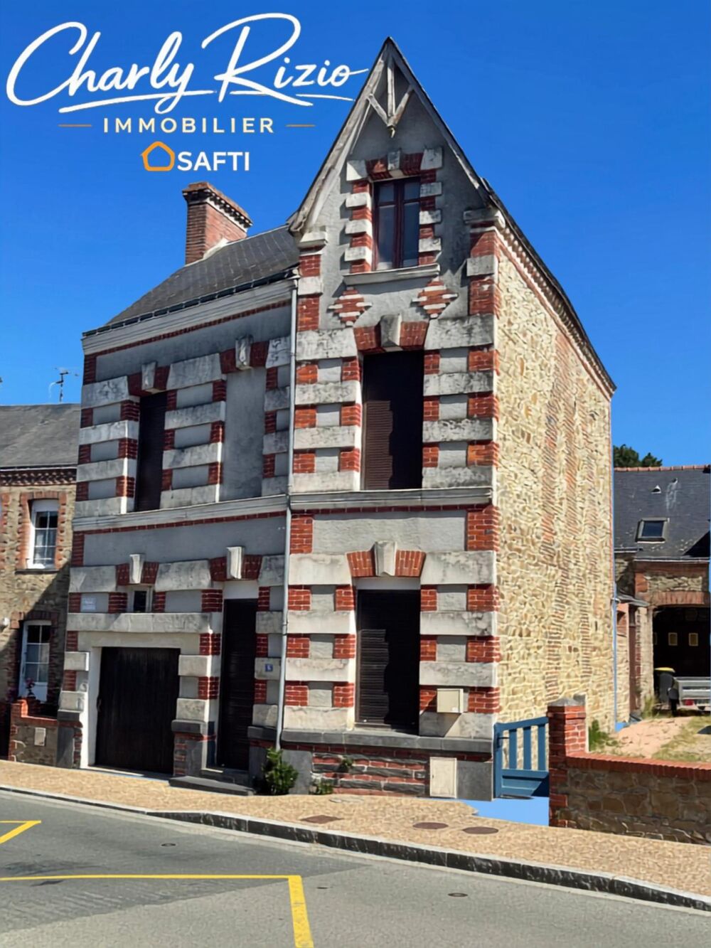 Maison à rénover à Villepot 5ch 110 000€ FAI 142m²
