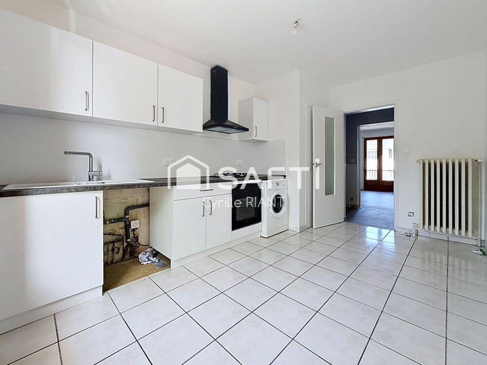 Location Appartement Appartement type 3 de 80 m² avec balcons Rives