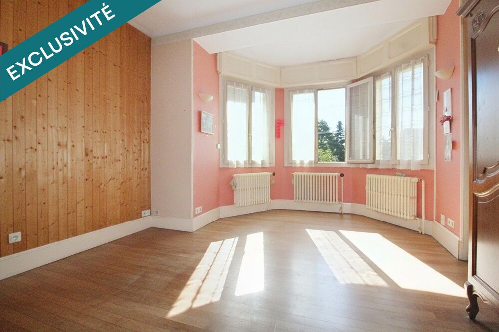 Maison de maître avec fort potentiel à deux pas du centre !