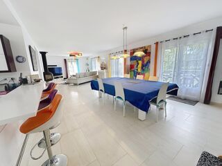  Maison à vendre 7 pièces 230 m²