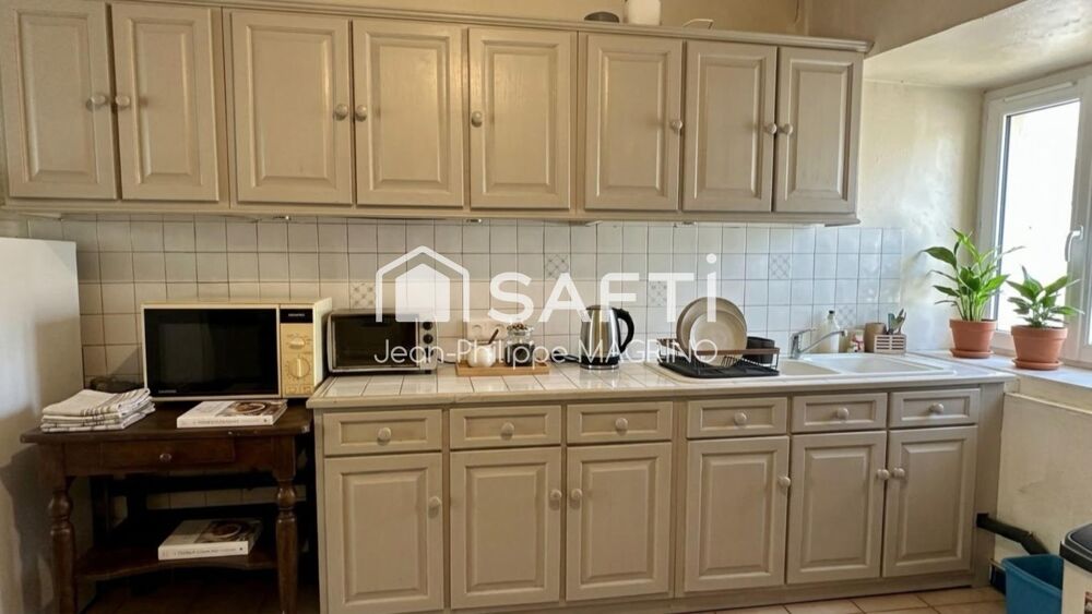 Maison en pierre  2 chambres, bureau et grenier aménageable