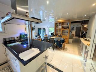  Maison � vendre 6 pi�ces 195 m�