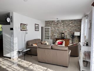  Maison à louer 5 pièces 102 m²