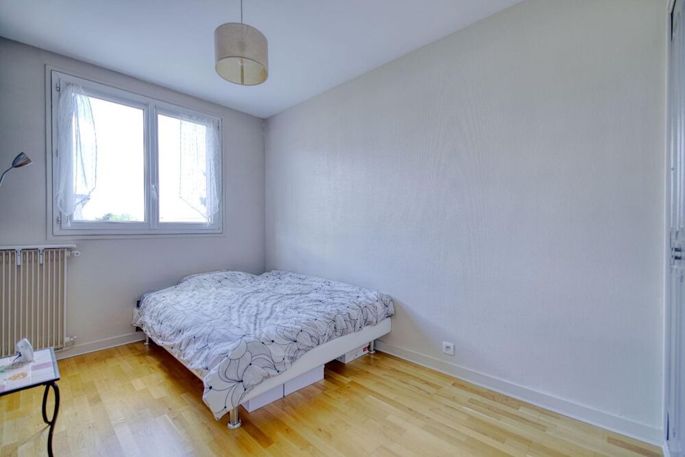 Vente Appartement 3 pièces de 51m² avec un parking et une cave Le plessis-robinson